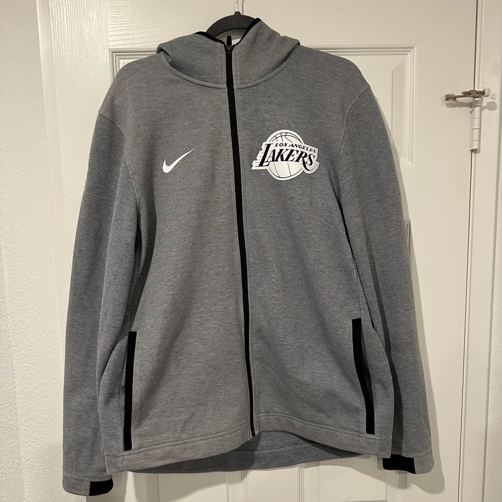 🔥NIKE NBA LA LAKERS SHOWTIME FULL ZIP DRI FIT HOODIE EUC🔥